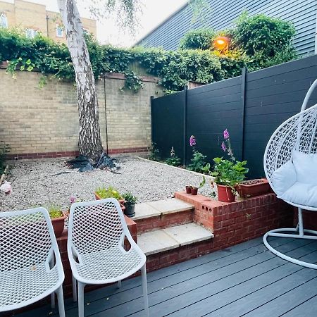 Riverside Premium En Suite Double Room E14 London Eksteriør bilde