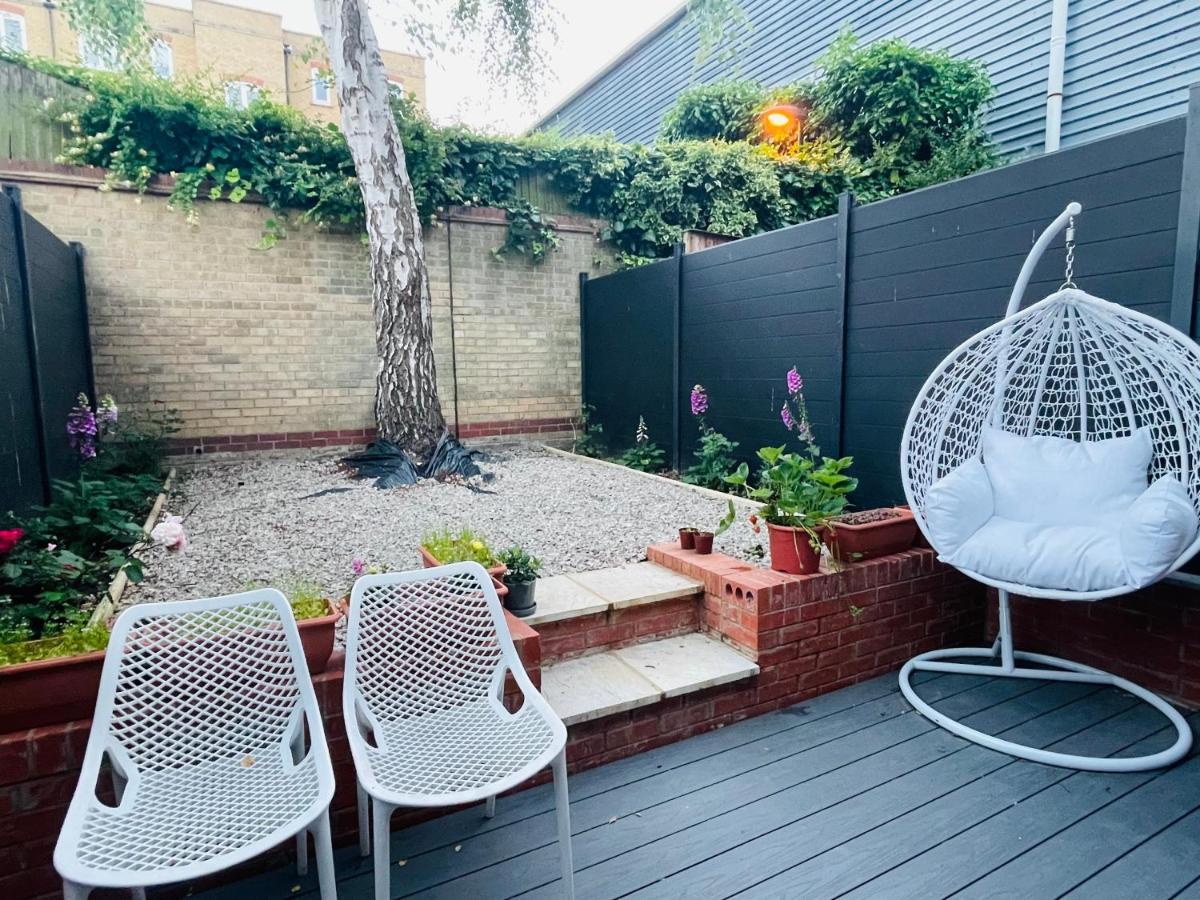 Riverside Premium En Suite Double Room E14 London Eksteriør bilde